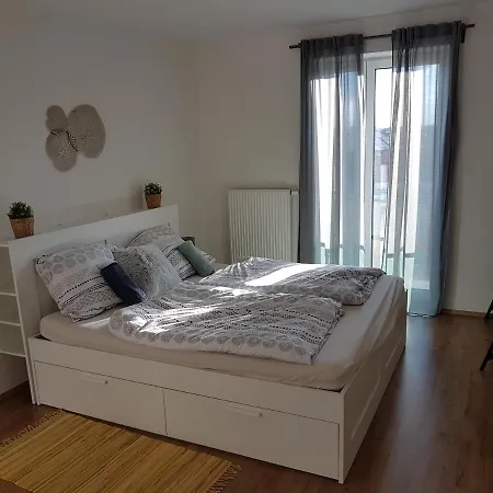 Kavi #1, Sunset View Plzen