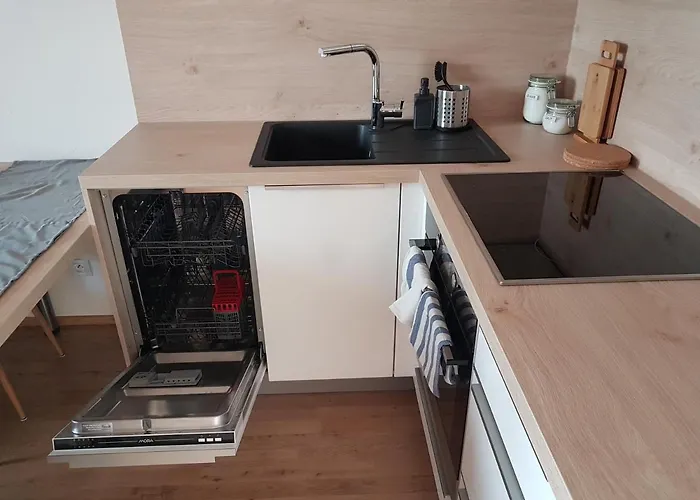 Kavi #1, Sunset View Пльзень