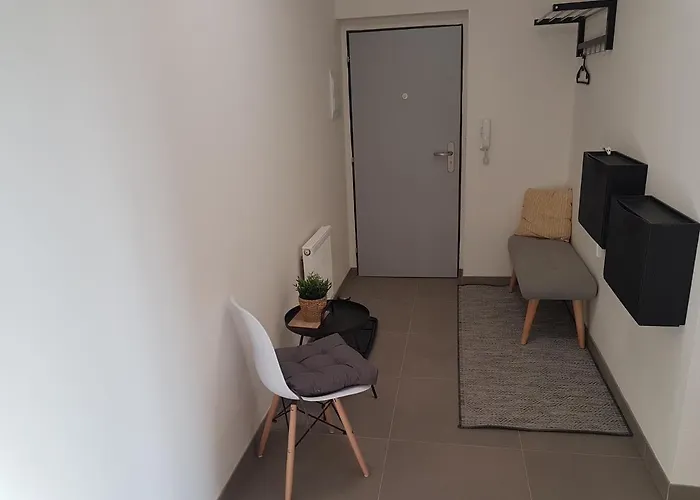 Kavi #1, Sunset View